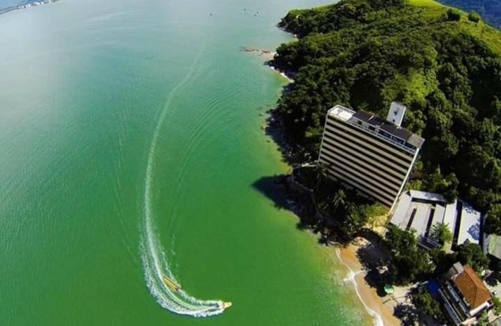 Apartamento Dona Frida Prainha Com Wifi Pe Na Areia Caraguatatuba Eksteriør bilde