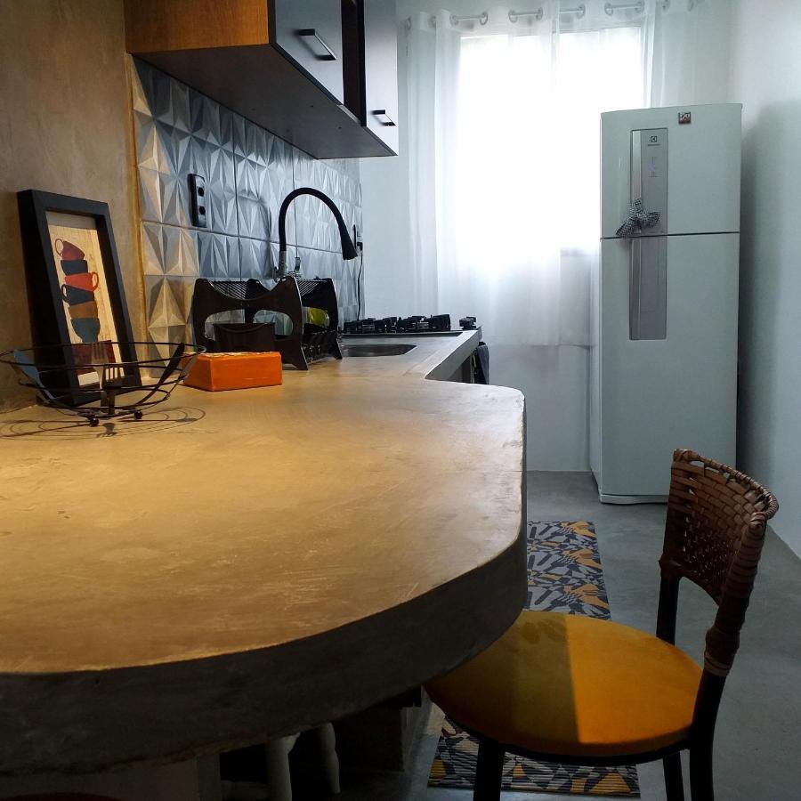 Apartamento Dona Frida Prainha Com Wifi Pe Na Areia Caraguatatuba Eksteriør bilde